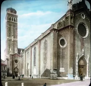 Die Chiesa Santa Maria Gloriosa dei Frari in Venedig, auch bekannt als Frarikirche.