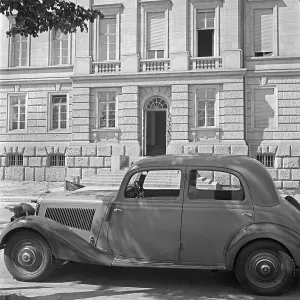 Neubau des Reichstagsgebäudes an der Ost-West-Achse in Berlin, Deutschland 1940.