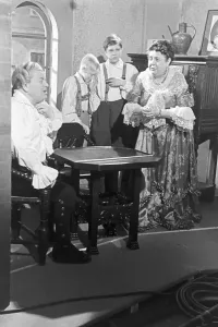 Dreharbeiten für den Deutschen Fernseh-Rundfunk in Deutschland, 1930er Jahre.