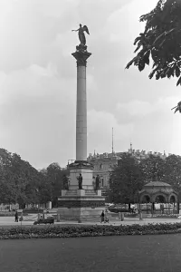 Historical Landmarks In Germany Drucke: Stuttgart