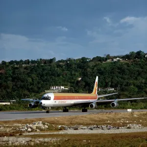 Flugzeuge auf dem Boden in den 1980er Jahren.
