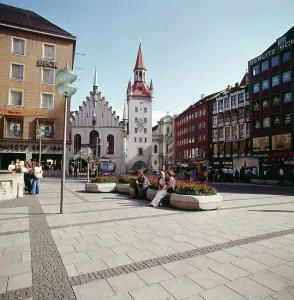 München im Sommer 1973, Altstadt mit Marienplatz und Fußgängerzone.