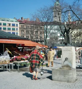 Altstadt, Viktualienmarkt und Ida-Schumacher-Brunnen in München.