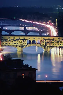 Arno River Florence Italy Drucke: Bridge over a river, Ponte Vecchio