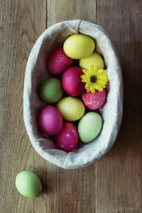 Indoor Still Life Photography Drucke: Flowers and Easter eggs on table