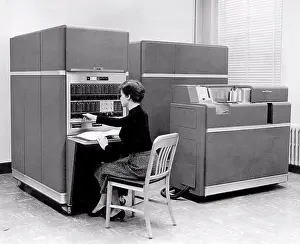 Bilder vom 12. August 2011: Neu York: 1954. IBM 650 Datenverarbeitungssystem