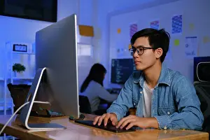 Drucke von Entwickler und Entwicklerteams codieren und entwickeln Software Dezember Drucke: Entwickler und Entwicklerteams codieren und entwickeln Software.