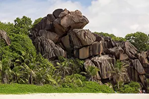 La Digue Island Landscape Drucke: Rock formations typical for the Seychelles