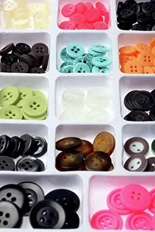 2009 Drucke: Verschiedene Schaltflächen, Sammlung von Schaltflächen, sortiert.