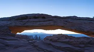 Eroded Sandstone Landscape Drucke: #50039085