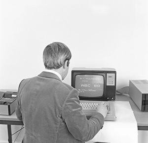 Educational Institution Equipment Drucke: ABC 80. Advanced Basic Computer 80 was a personal computer engineered by the Swedish corporation Dataindustrier