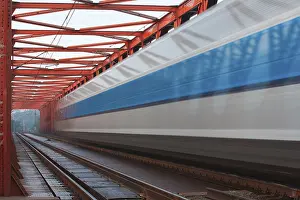 Deserted Rail Traffic Drucke: Abstract composition of moving train in the mist