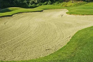 Empty Golf Course Scene Drucke: Abstract of golf course and sand bunker