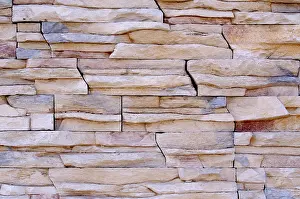 Deserted Rocky Landscape Photo Drucke: Abstract rock wall background pattern