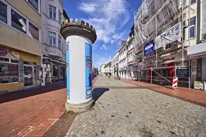 Blue Sky Weather Conditions Drucke: Advertising column, pedestrian zone