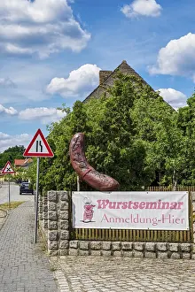 East German Tourist Attraction Drucke: Advertising, GroB moated castle