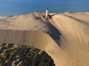 Dänemark Drucke: Luftaufnahme, Leuchtturm und Düne