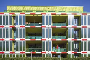 Solar Energy Building Drucke: Algae House, Energy-Plus House with microalgae