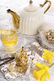 Almond Dessert Drucke: Almonds pear and tea