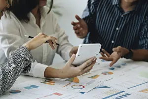 Symbolic Image Of Success Drucke: Analytics intelligence concept