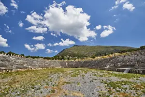 Archaeological Site Messini Drucke: Ancient stadium with many rows of seats