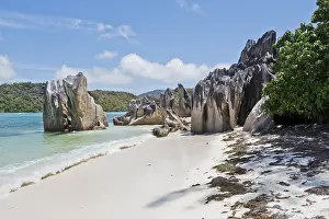 East Africa Sandy Beaches Drucke: Anse Source dArgent Beach