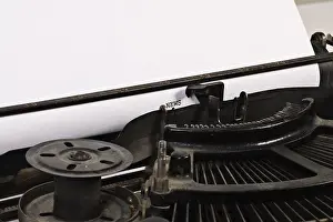 Close Up Typewriter Drucke: Antique typewriter