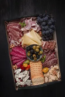 Salami Sausage Products Drucke: Appetizer, assortment, set, sausage