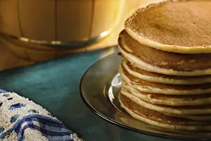 Homemade Breakfast Drucke: Appetizing punkcakes on the table