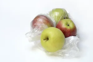 Plastic Bag Waste Drucke: Apple in plastic bag, packaging