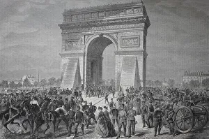 Auf dem Arc de Triomphe in Paris