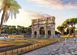 UNESCO Heritage Sites In Europe Drucke: The Arch of Constantine by the Coliseum