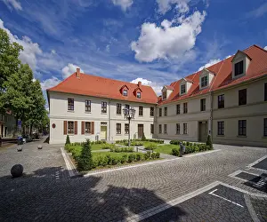 East Germany Deserted Roads Drucke: Architectural complex WallstraBe on Bachplatz