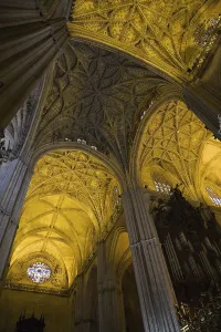 Religious Building Spain Drucke: Architectural details on ceiling