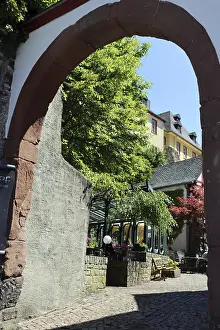 Castle Entrance Germany Drucke: Archway in the ring wall of the former castle