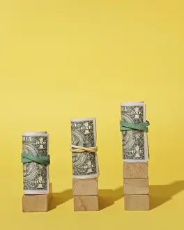 View From Above Drucke: Arrangement with banknotes cubes