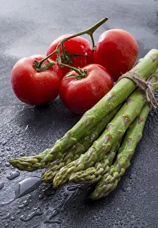 Vegetable Dishes Drucke: Asparagus, tomatoes