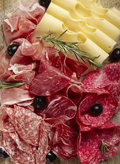 Breakfast Charcuterie Board Drucke: Assorted meat, appetizer, prosciutto