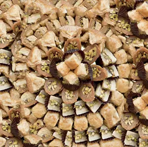 Middle Eastern Food Drucke: Assorted ottoman sweets - baklava