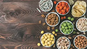 High Calorie Foods Drucke: Assortment of different snack for beer