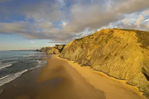 Portugal Coastline Drucke: Atlantic Ocean waves at coastline