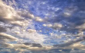 Cloud Formation Drucke: Atmospheric cloud formation after a thunderstorm