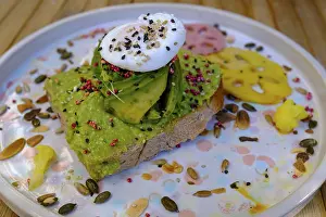 Avocado Fruit Nutrition Drucke: Avocado bread with egg, Breakfast