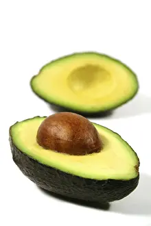 Succulent Plant Drucke: Avocado cut in half with seed in one half