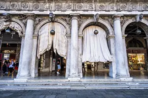 St Marks Square UNESCO Drucke: Awnings on St Mark's Square