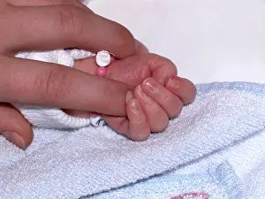 Gerahmter Druck : Babys Hand Gerahmter Druck : Babys Hand