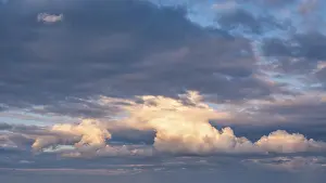 Stormy Evening Sky Drucke: Background image for sky replacement