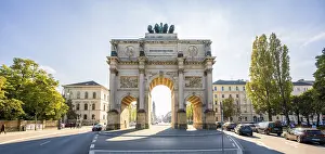 Neo Classical Architecture Style Drucke: Backlight shot, Siegestor on LeopoldstraBe