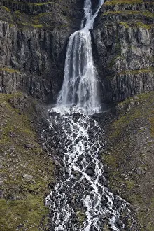 Westfjords Waterfall Drucke: Baejararfoss waterfall