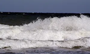Baltic Sea Shoreline Drucke: Baltic sea waves